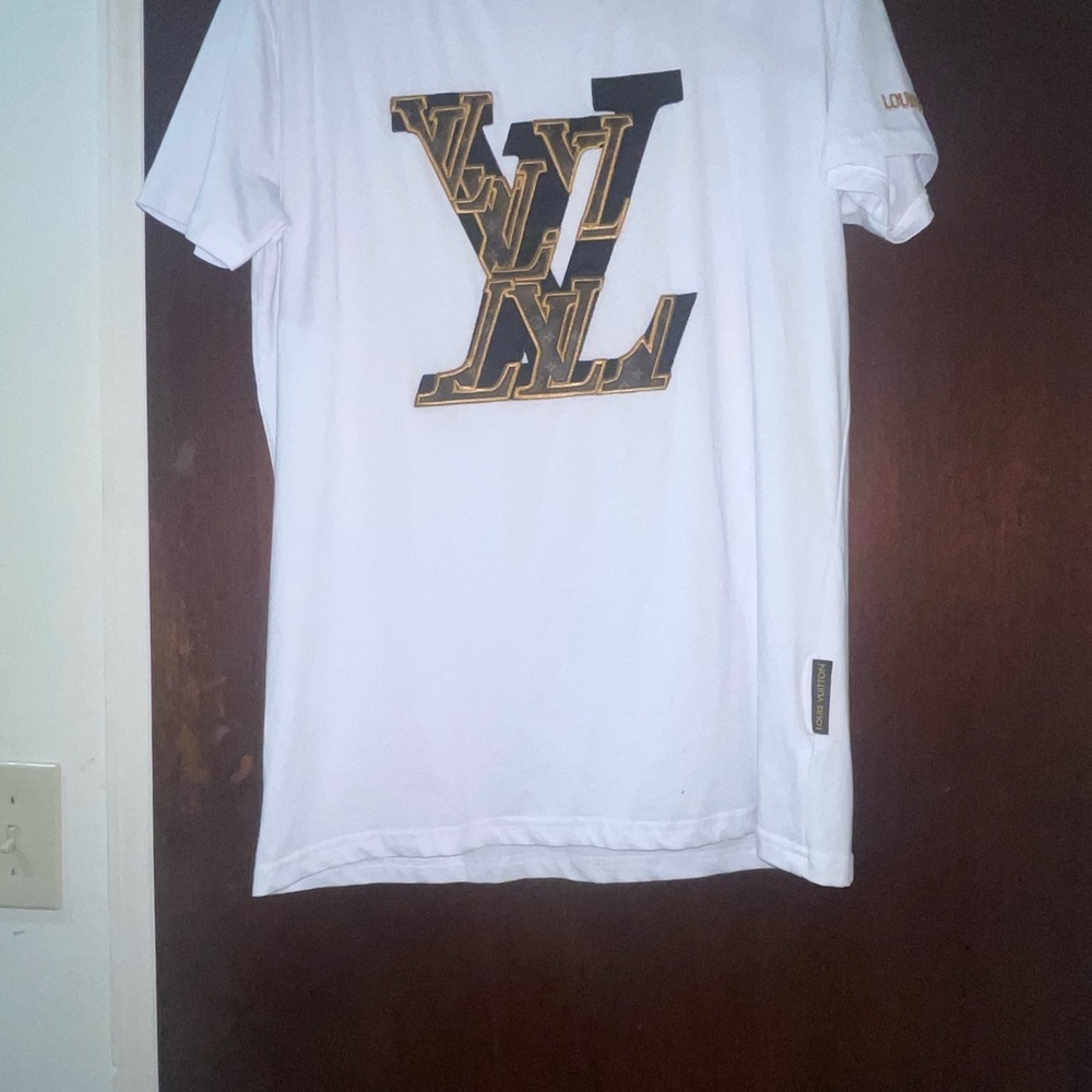 Louis Vuitton White T-Shirt with Gold and Black Logo NEW WITH TAG